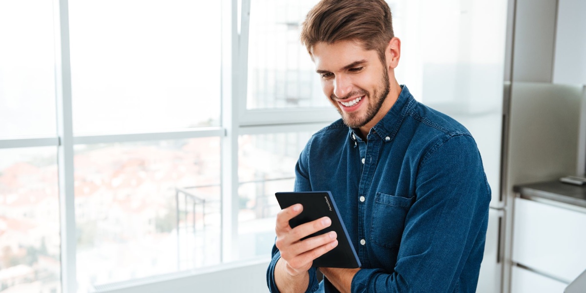 „PocketBook Verse Pro“: naujausios el. skaitymo technologijos kompaktiškame korpuse